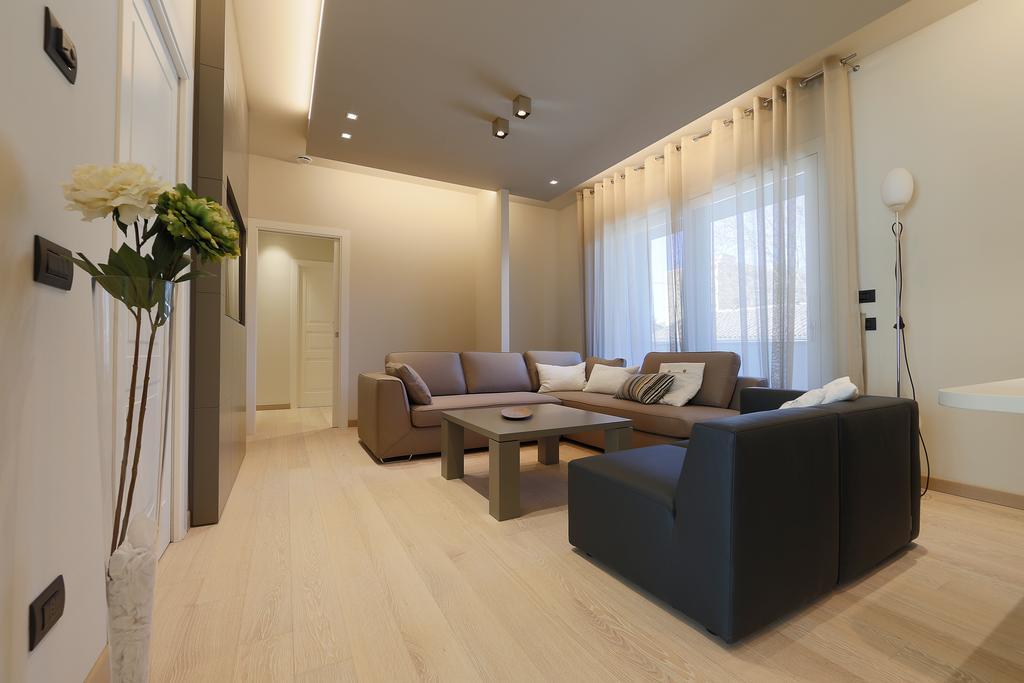 Emilia Suite Comfort Modène Chambre photo