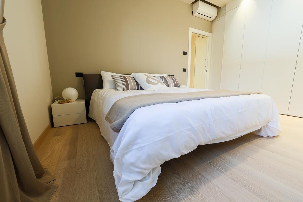 Emilia Suite Comfort Modène Chambre photo
